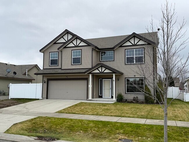 Building Photo - 3420 W Pescador Dr