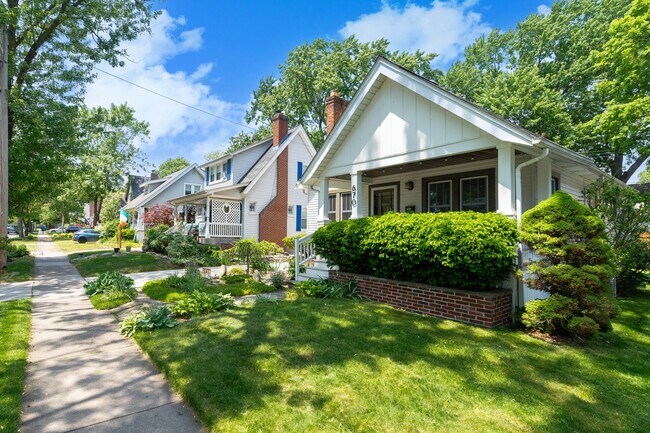 Front of Home - 670 W Cambourne St