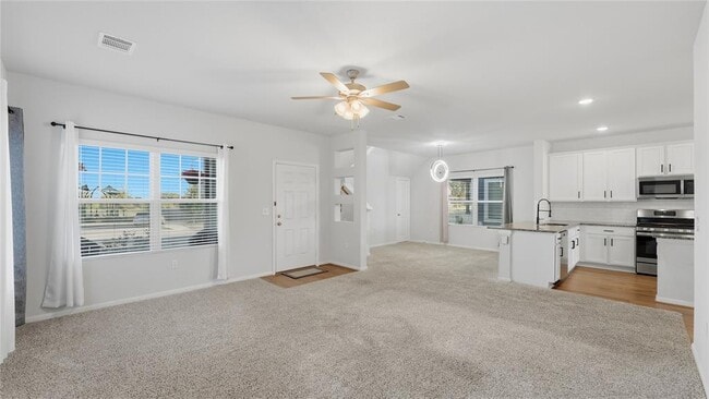 Building Photo - 324 Kenai Dr