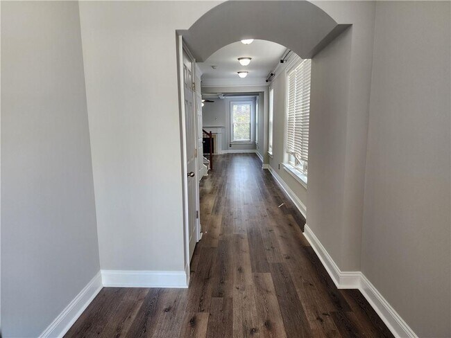 Building Photo - 548 Myrtle Trace Ln
