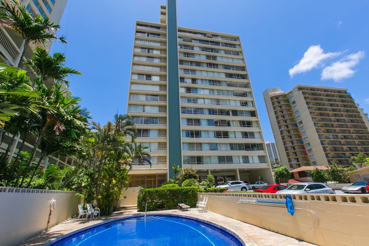 Primary Photo - Seaside Towers fully furnished one bedroom...