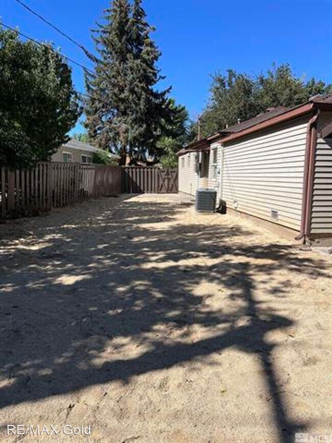 Building Photo - 3 br, 1 bath House - 1509 1st Street