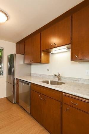 Building Photo - Discover Vibrant Living: Spacious 2 bed, 1...