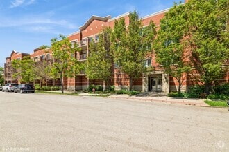 Building Photo - 9864 Leland Ave