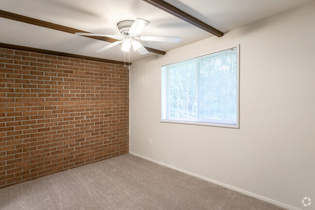 2 BR, 1 BA - 940 SF - Village Square West Apartments