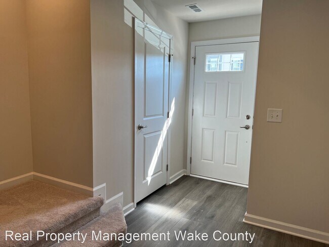 Building Photo - 3 br, 2.5 bath House - 1036 Romeria Drive