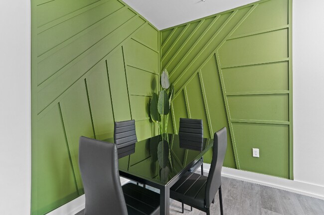 Foto del edificio - 927 S Howard Ave