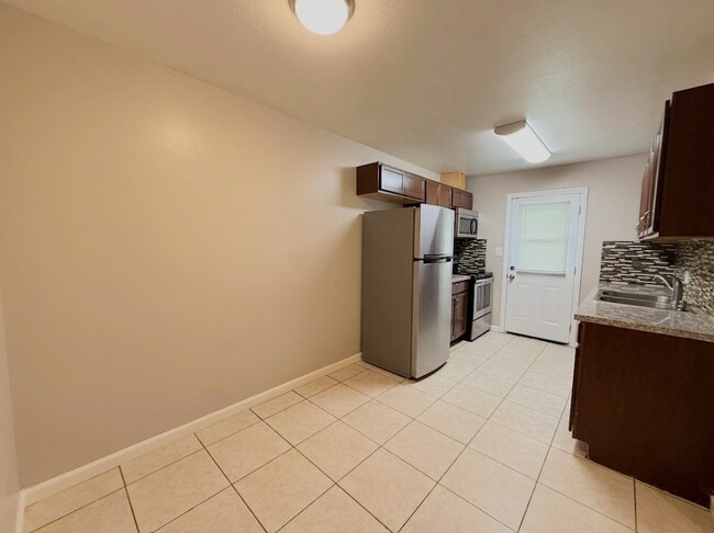 Foto del edificio - 651 Q St