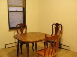 Foto del edificio - 3326 Dawson St