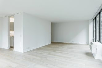 Building Photo - 211 E Wacker Dr