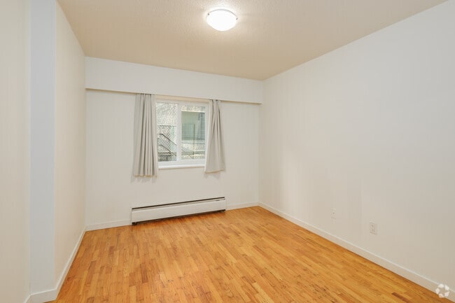 1BR, 1BA - 613SF - Yorkshire