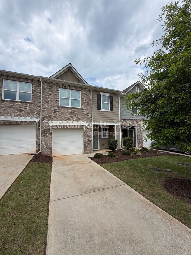 Building Photo - 177 Swindon Dr