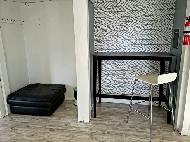 Foto del edificio - 223 Thayer St