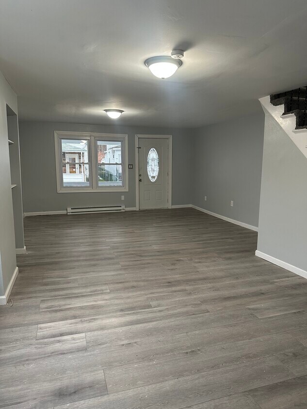 Foto principal - 63 Pierce St