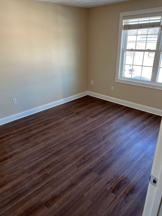 Building Photo - 1 Church St