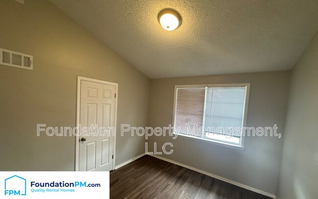 Foto del edificio - 2252 Cassie Ave