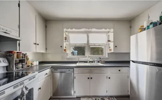 Building Photo - 6222 Milford Harrington Hwy