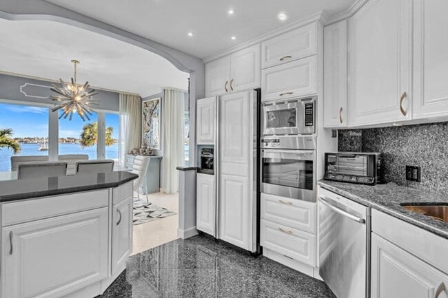 Foto del edificio - 3320 W 90th St