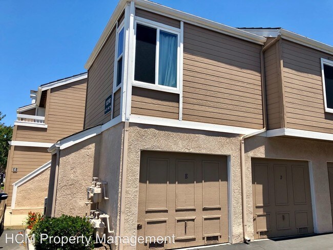 Foto del edificio - 10390 E Briar Oaks Dr