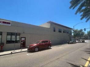 Building Photo - 301-5 3rd Ave