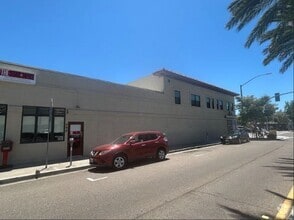 Building Photo - 301-5 3rd Ave