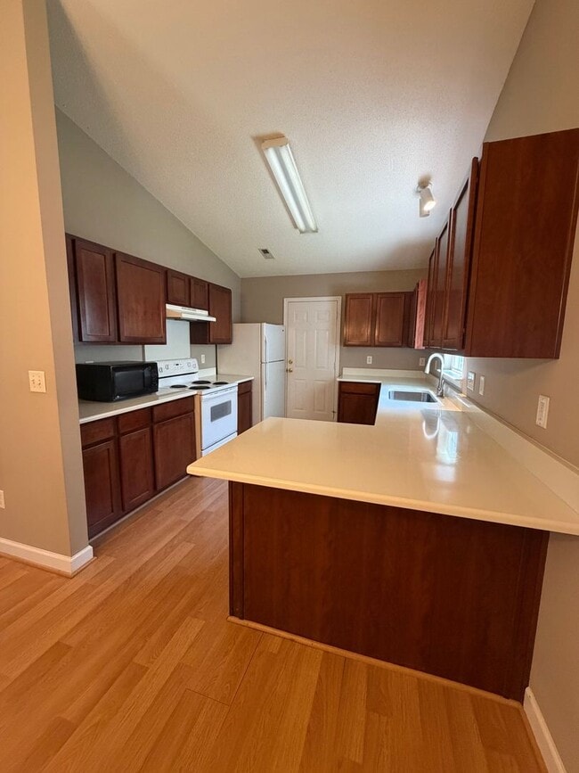 Building Photo - 2236 Mancke Dr