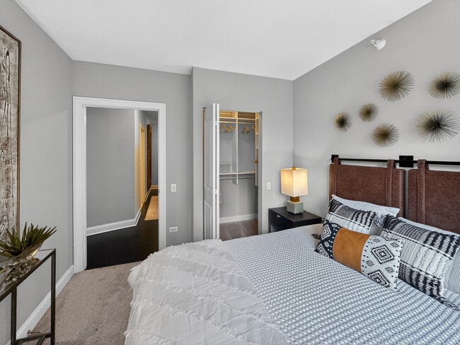 Foto del edificio - 61 W Hubbard St