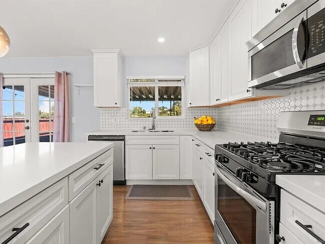 Foto del edificio - 6252 Alderley St
