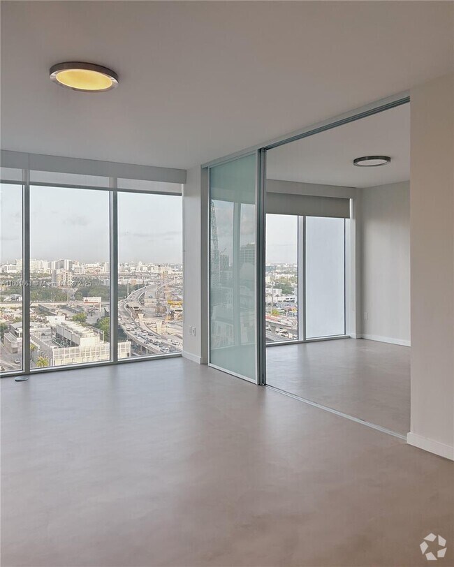 Building Photo - 1040 Biscayne Blvd