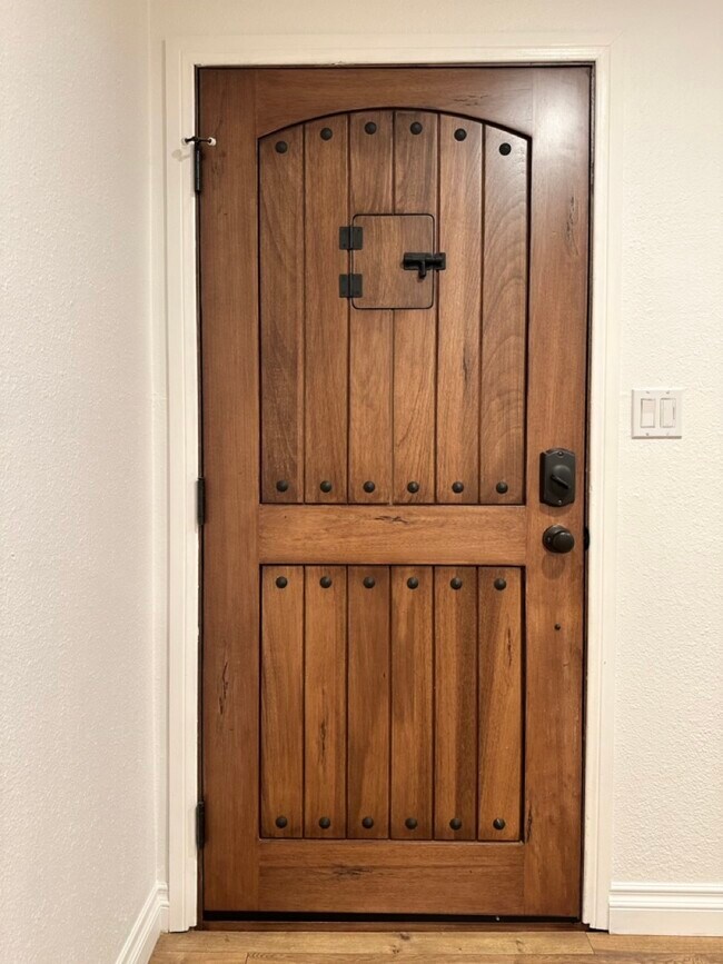 Front Door - 18933 Runnymede St