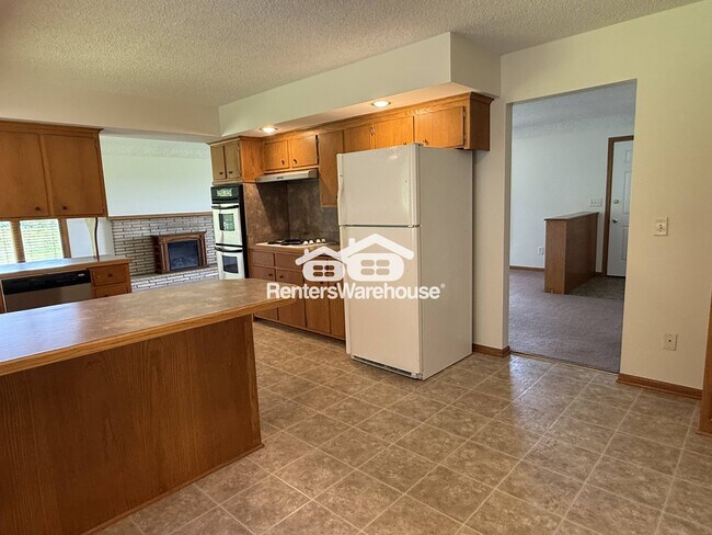 Foto del edificio - 17707 Ward Lake Dr NW