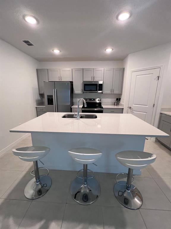 Foto del edificio - 424 Wayland Dr