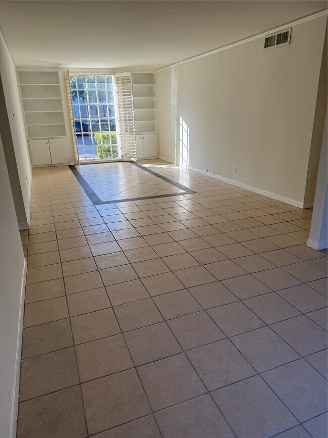 Foto del edificio - 2605 Marilee Ln