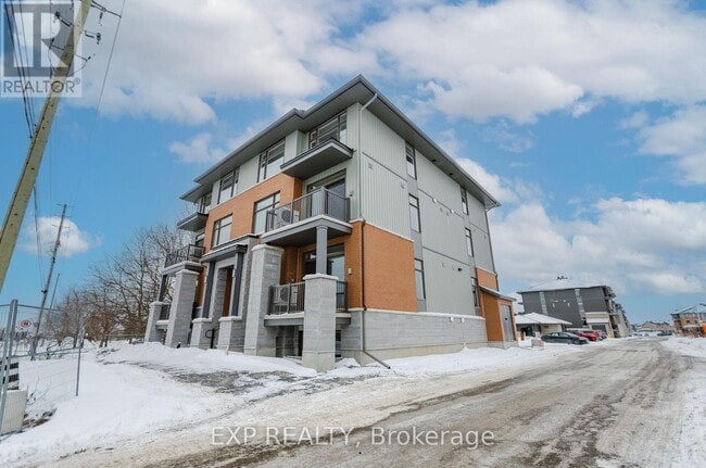 Photo du bâtiment - 2730 Cedarview Rd