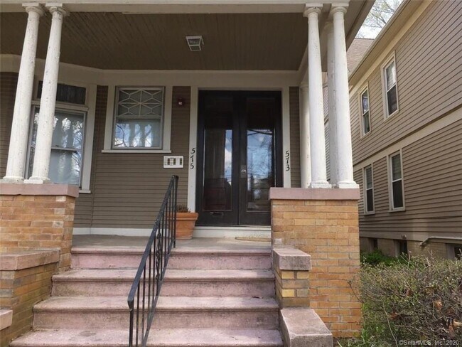 Building Photo - 573 Orange St