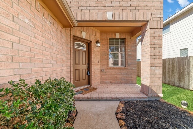 Building Photo - 1190 Stallion Ridge