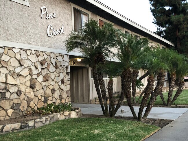 Entrada principal - 3930 Rosemead Blvd