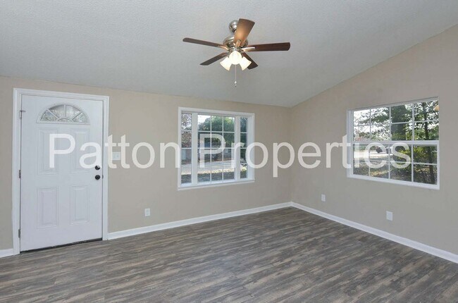 Building Photo - Alta Vista Home