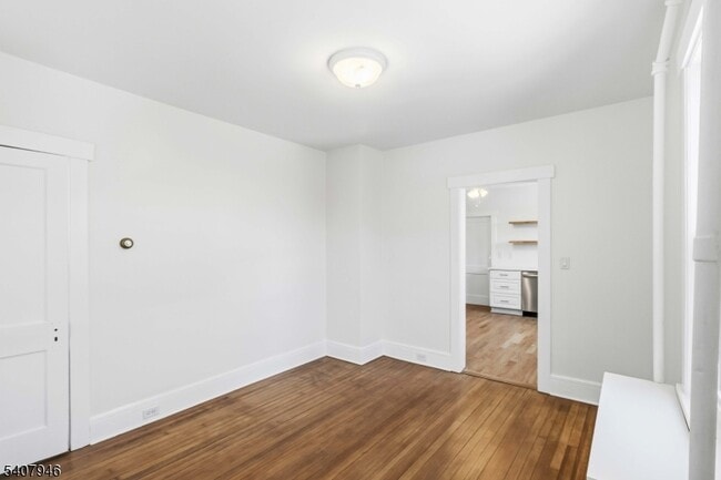 Foto del edificio - 10 Zazzetti St