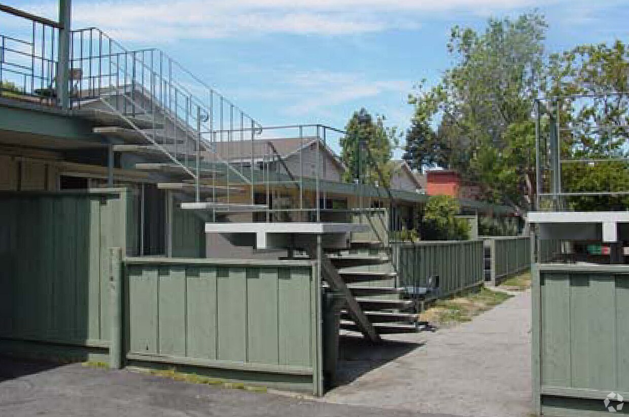 Alternate Building View - Virginia Lane Flats