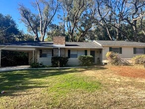 Building Photo - 206 N Lipona Rd