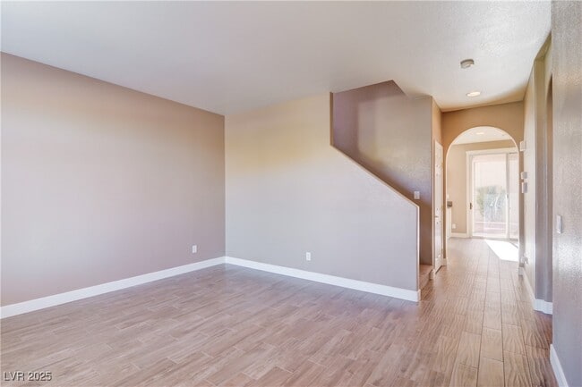 Building Photo - 519 Moses Lake Ct