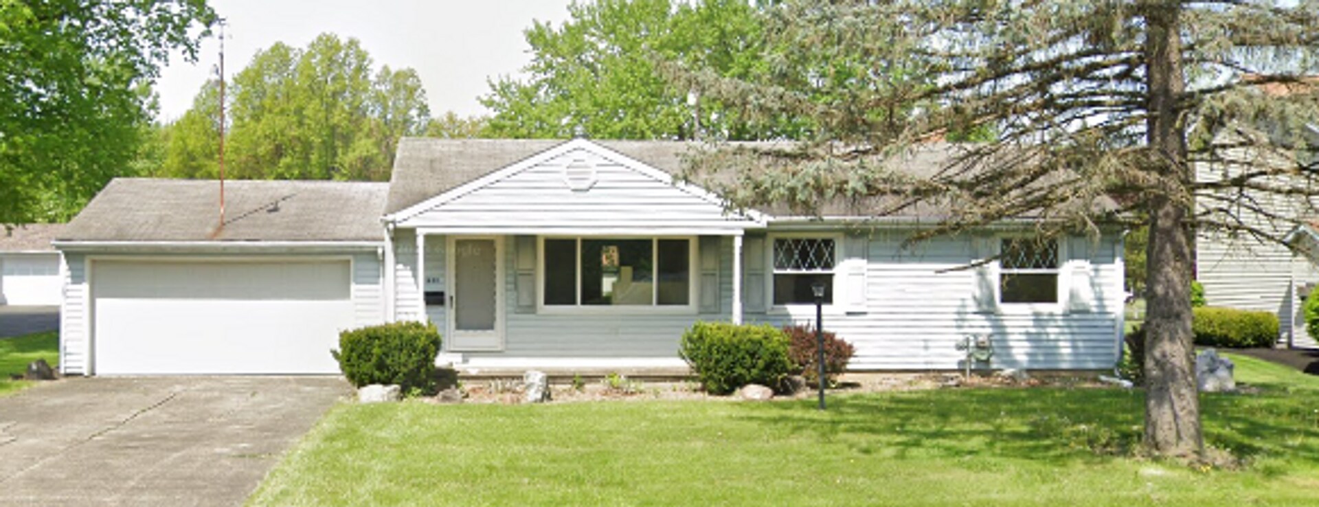 1622 Shannon Rd Girard, OH 44420 – photo 1 of 12