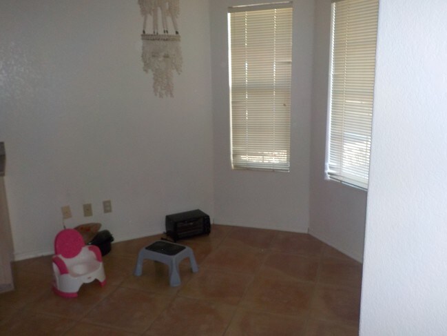 Foto del edificio - 774 S Saguaro Ridge Pl