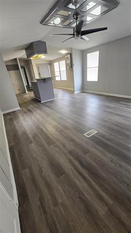 Building Photo - 4253 Sun Dr