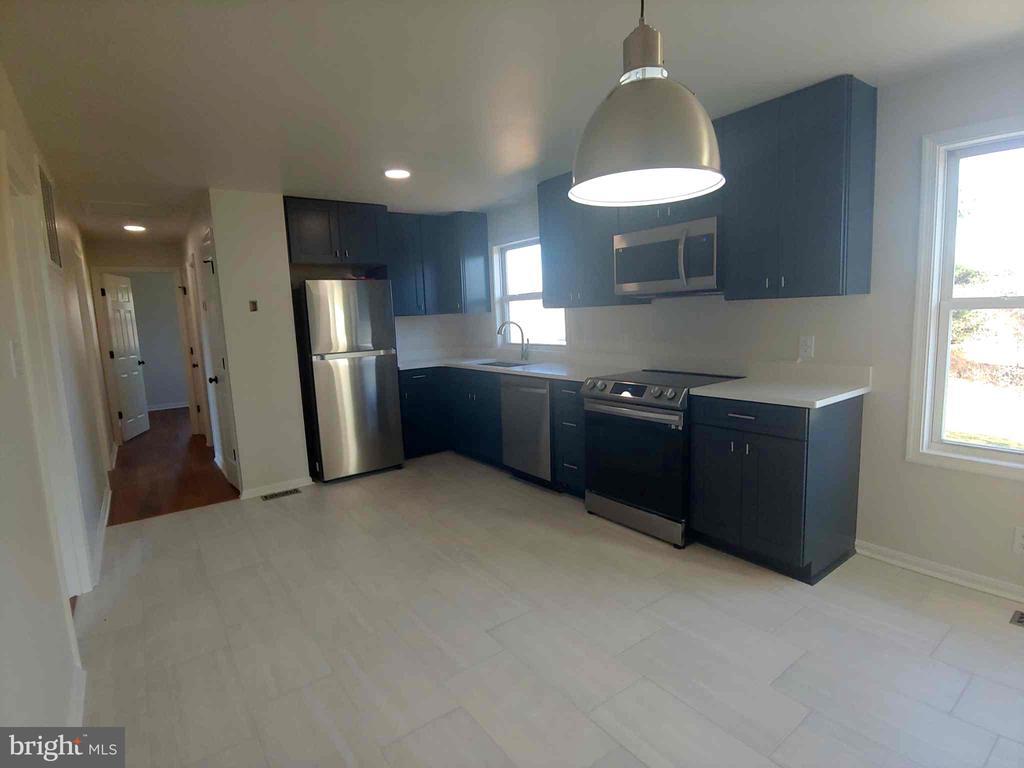 Primary Photo - 707 Kennel Rd