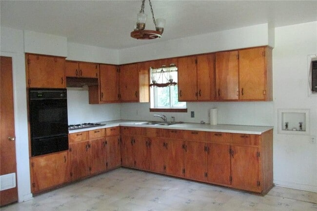 Building Photo - 301 El Paso St SW