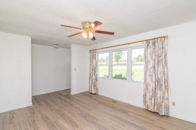 Foto del edificio - 5701 Heritage Hwy