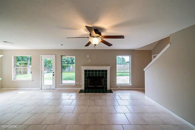 Building Photo - 5 br, 2 bath House - 3603 Oak Hollow Drive