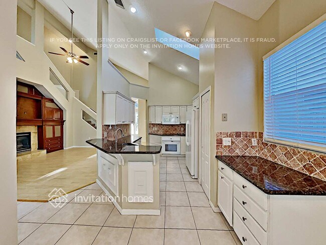 Building Photo - 272 Churchill Dr